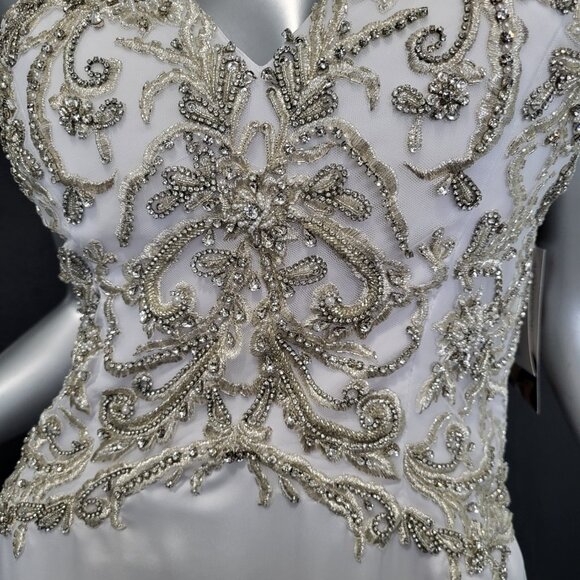 NWT~$1699~IMPRESSION~SZ 6/8~WHITE BEADED EMBROIDERED MERMAID WEDDING DRESS GOWN - Picture 3 of 16